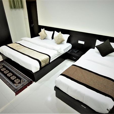 Hotel Ravi Residency Bharatpur Extérieur photo