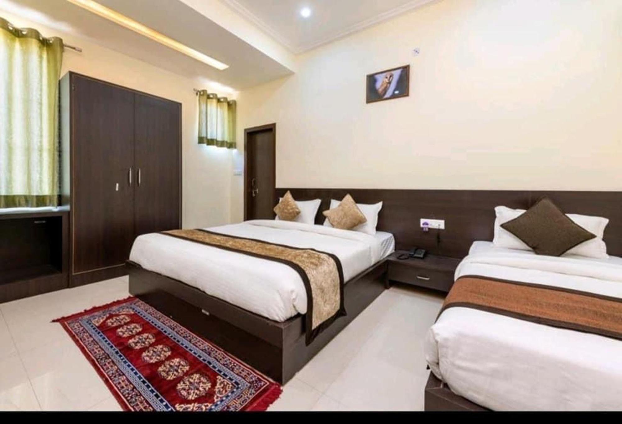 Hotel Ravi Residency Bharatpur Extérieur photo