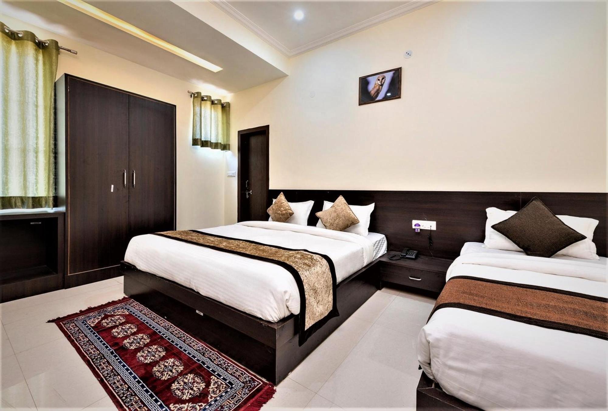 Hotel Ravi Residency Bharatpur Extérieur photo